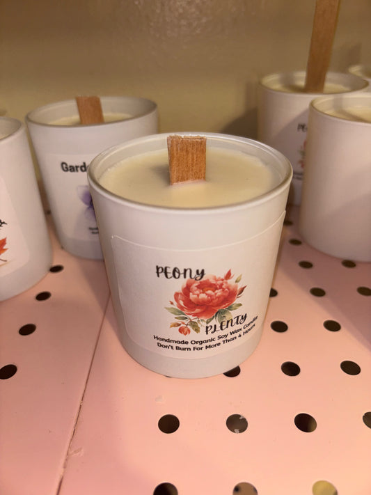 Peony Plenty 8oz. soy wax candle